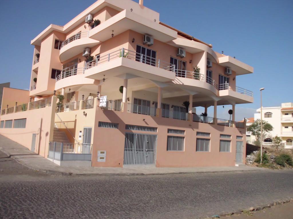 Hotel Restaurante Residencial Nova Cidade Porto Novo Exterior foto